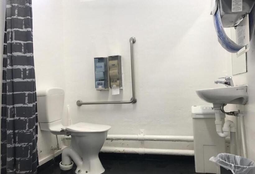 חדר סטנדרד יחיד חדר אמבטיה משותף, Jailhouse Accommodation