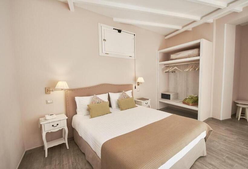 اتاق لوکس, Cas'e Charming House