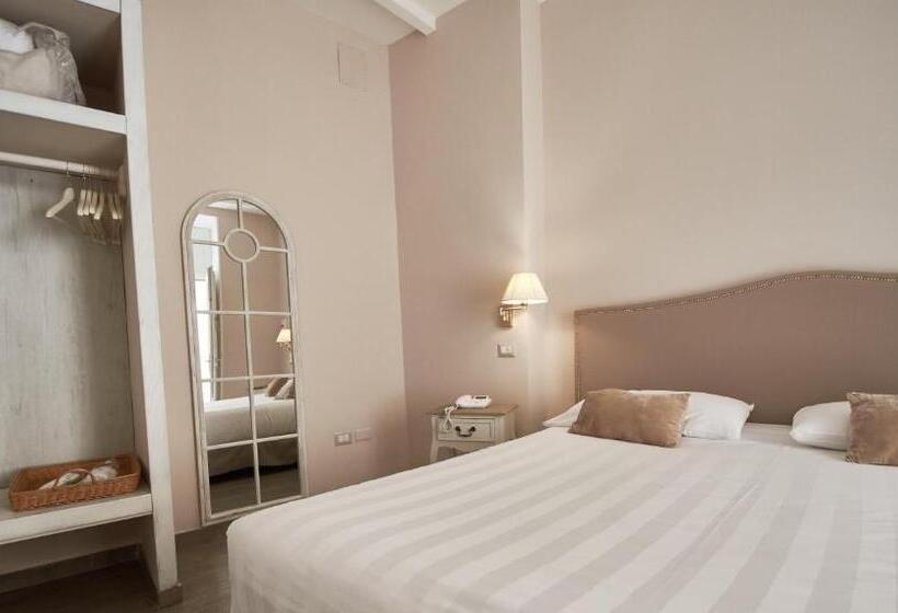 اتاق سوپریور, Cas'e Charming House