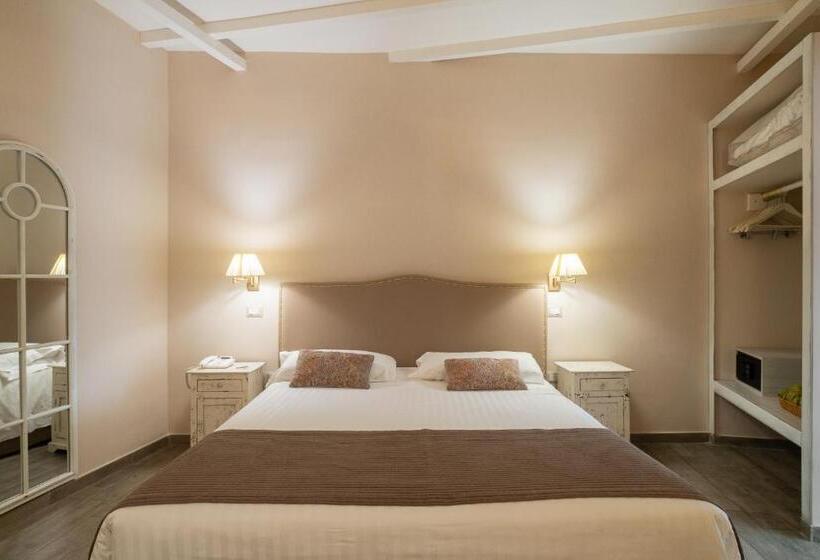 اتاق لوکس, Cas'e Charming House