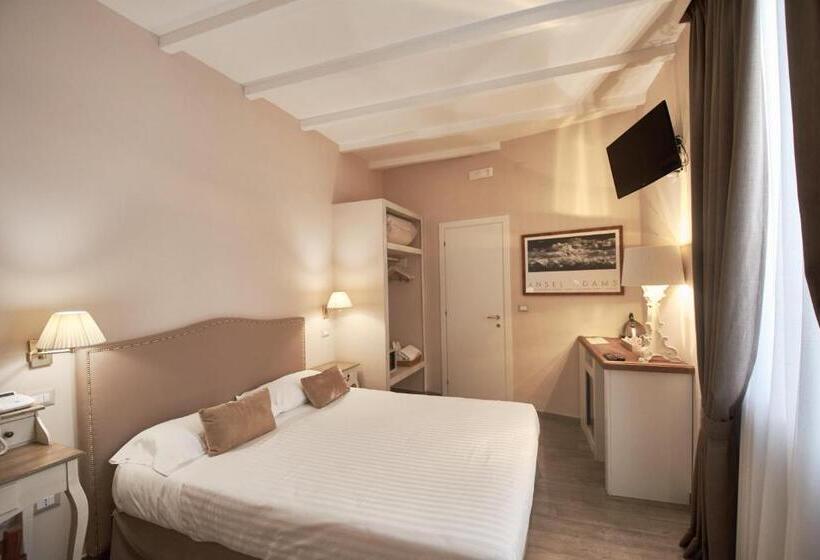 اتاق سوپریور, Cas'e Charming House