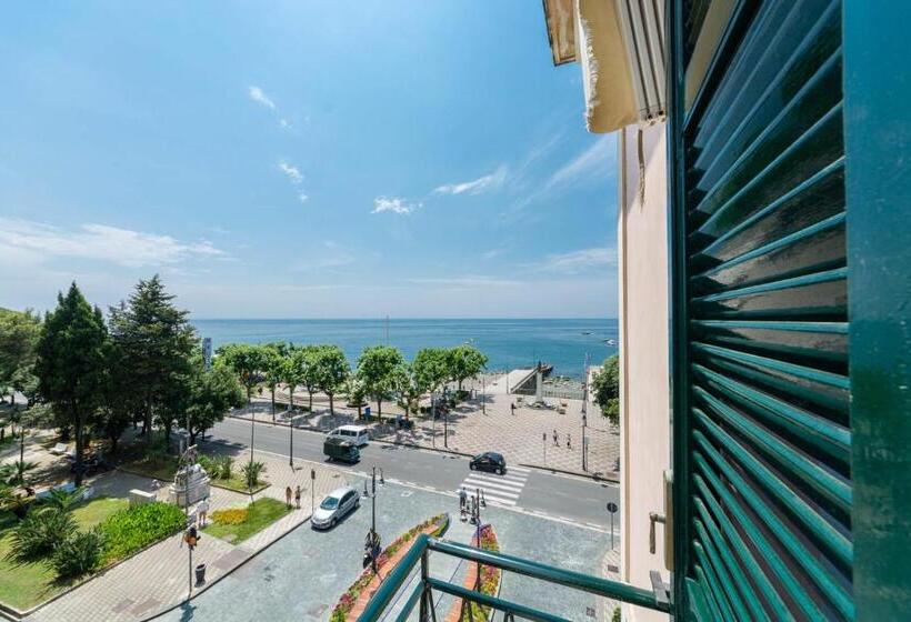 Номер Стандарт с Балконом, Relais San Giacomo