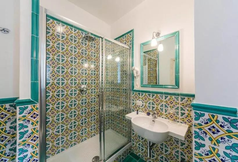 اتاق کلاسیک یک تخته, Relais San Giacomo