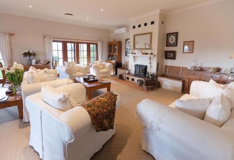 Номер Стандарт, Strathearn Park Lodge