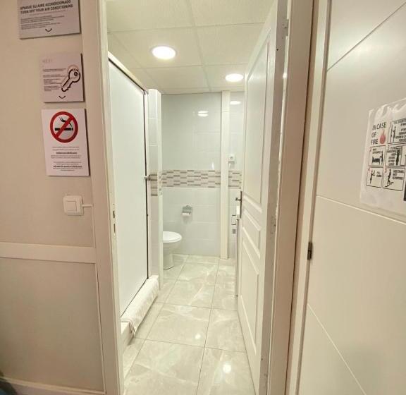 غرفة قياسية, Valencia Suits You Centro Histórico, Establecimiento Automatizado Fast Auto Check In&out, Solo Para