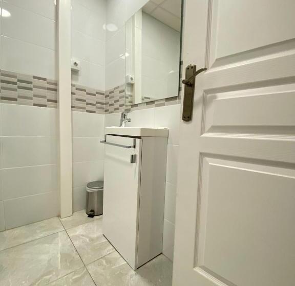 اتاق استاندارد, Valencia Suits You Centro Histórico, Establecimiento Automatizado Fast Auto Check In&out, Solo Para