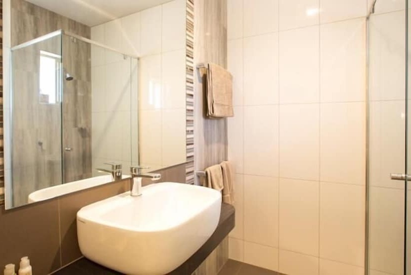 חדר אקזקיוטיב חדר קינג, Euston Club Motel