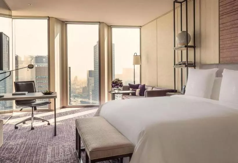 キングサイズベッドのクラブルーム, Four Seasons Hotel Seoul