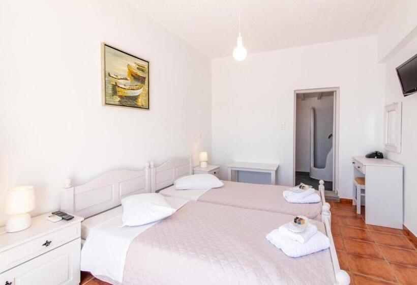 Номер Стандарт Вид на Город, Agali Bay