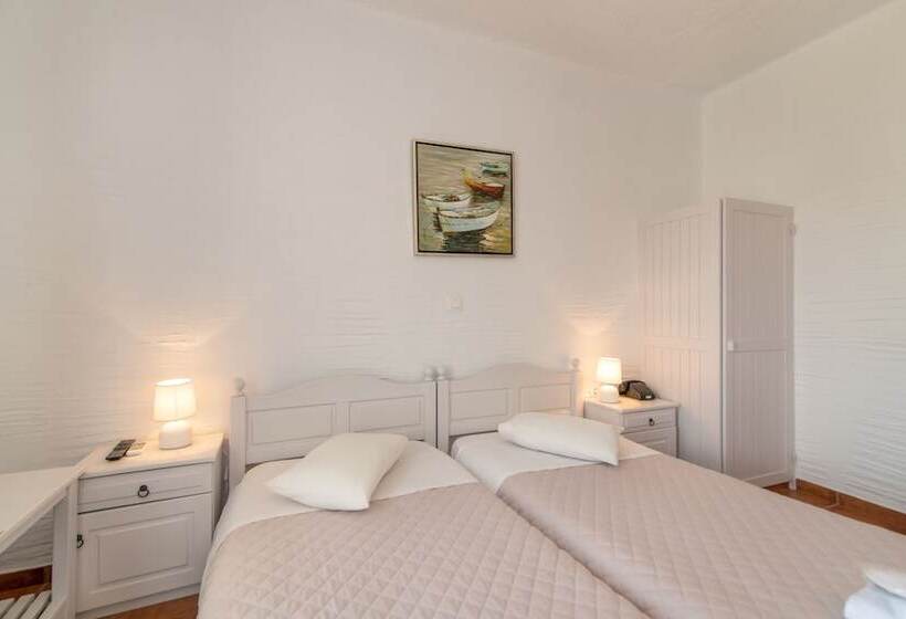 Номер Стандарт Вид на Город, Agali Bay