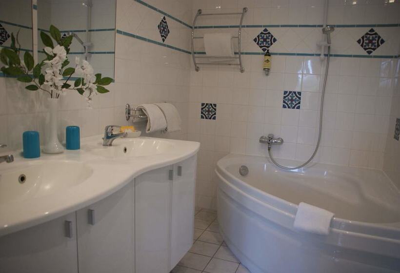 חדר סטנדרט, Gabriel Hotel Chinon