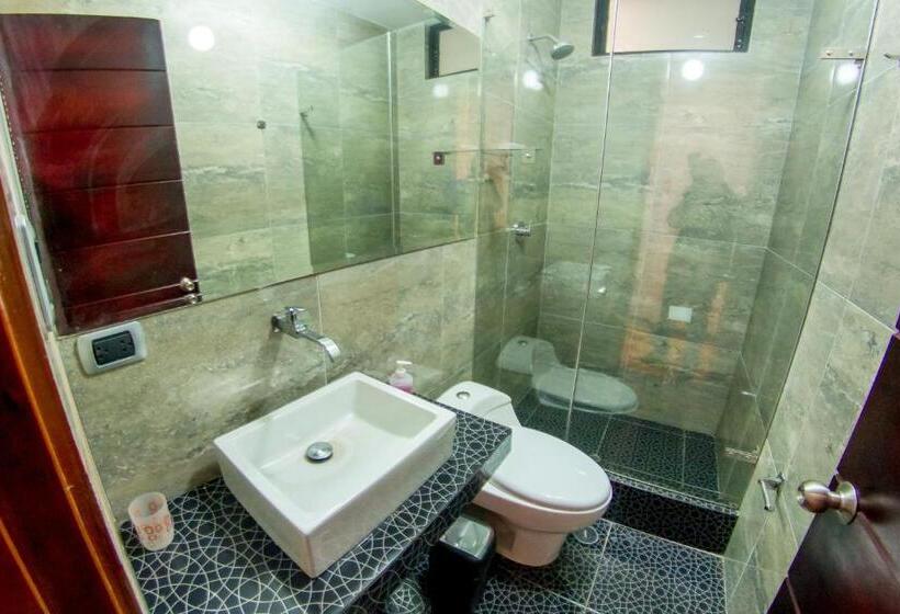 Standard Szoba, & Apartments Rhd