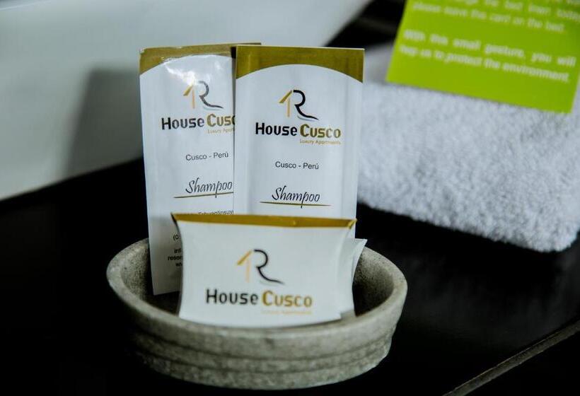 1 Szobás Apartman, & Apartments Rhd