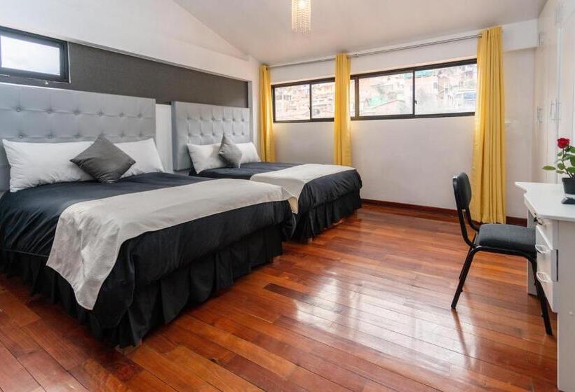 1 Szobás Tetőtéri Apartman, & Apartments Rhd