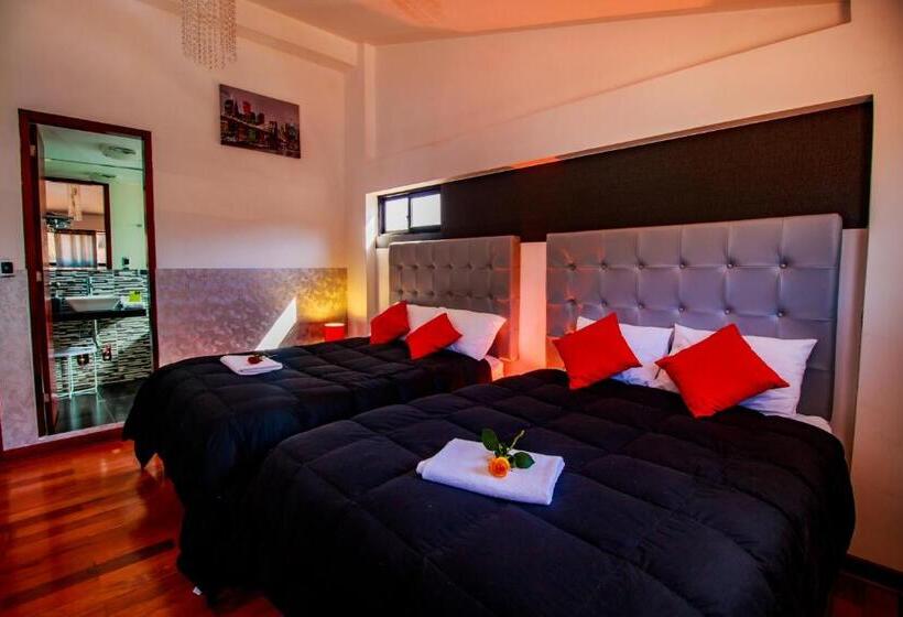 1 Szobás Tetőtéri Apartman, & Apartments Rhd