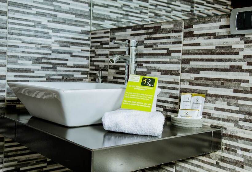 1 Szobás Apartman, & Apartments Rhd