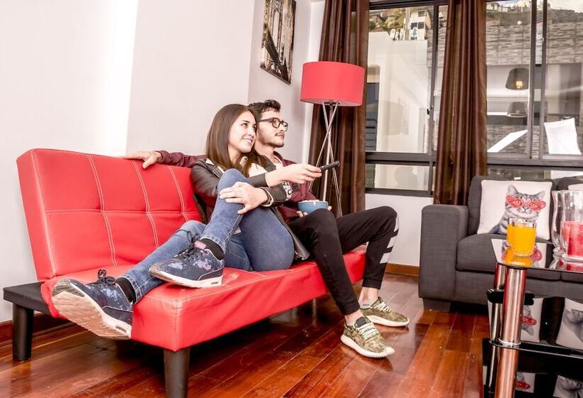 2 Szobás Apartman, & Apartments Rhd