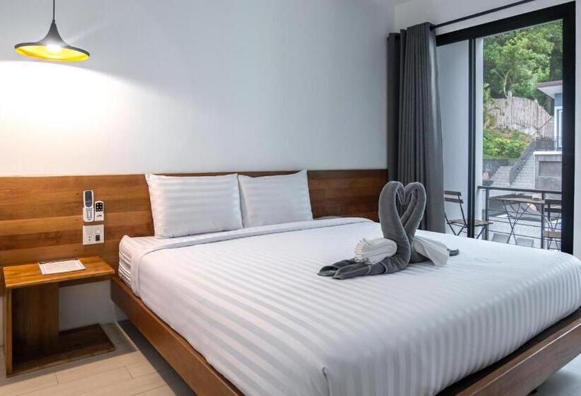 Номер Superior, Chaantalay