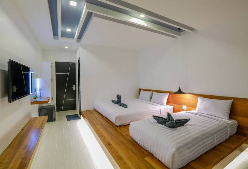 スタンダードトリプルルーム, Chaantalay