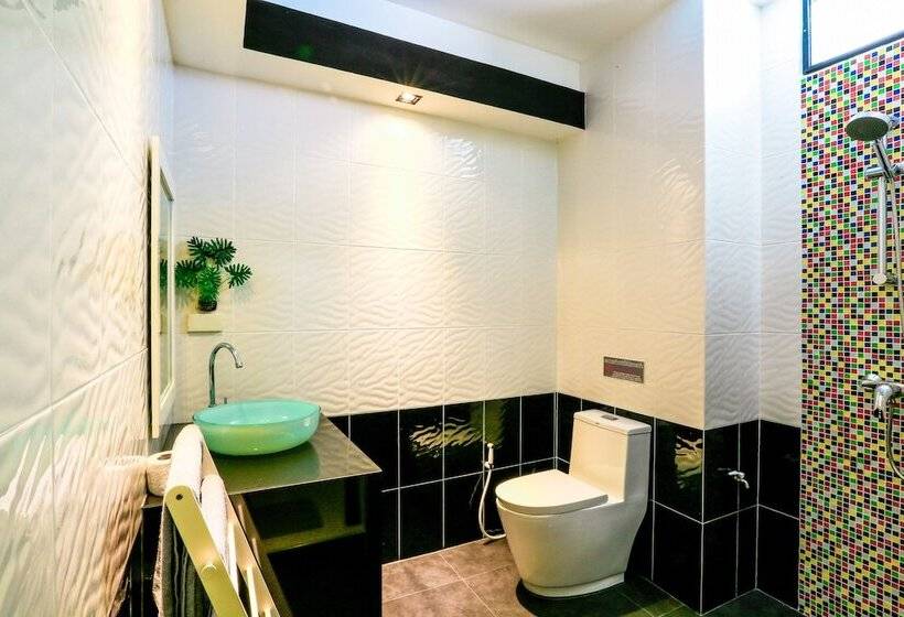 デラックスルーム, Chaantalay