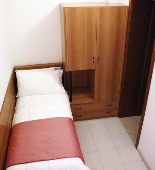 חדר סטנדרט יחיד, Del Mar