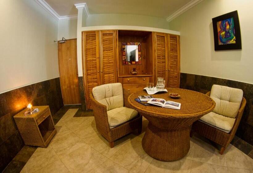 سوئیت پرزیدنت, Dharma Beach