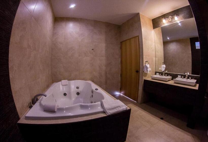 سوئیت پرزیدنت, Dharma Beach