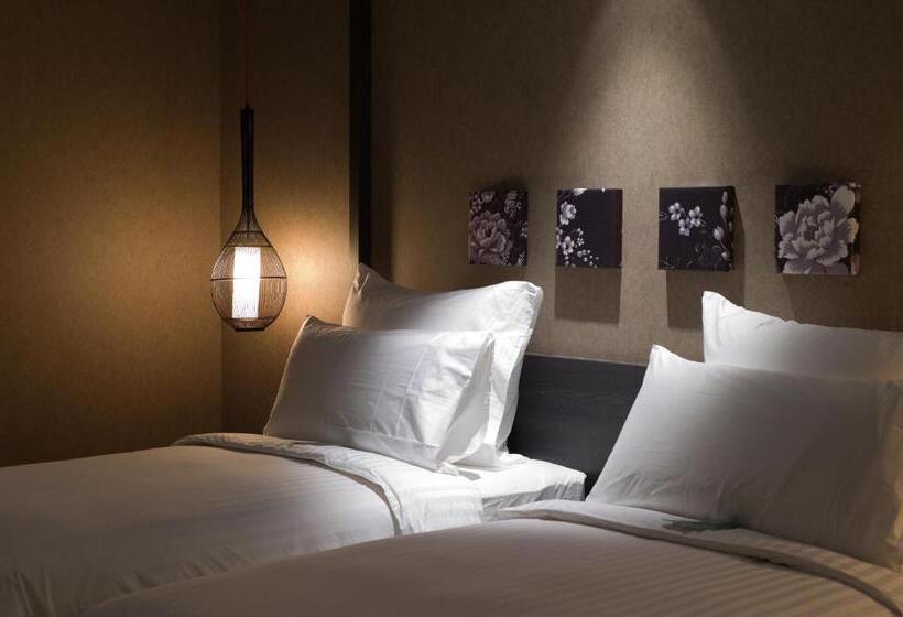 اتاق سوپریور, Dua