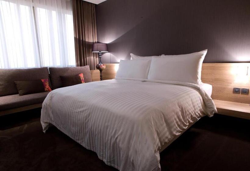 اتاق لوکس, Dua