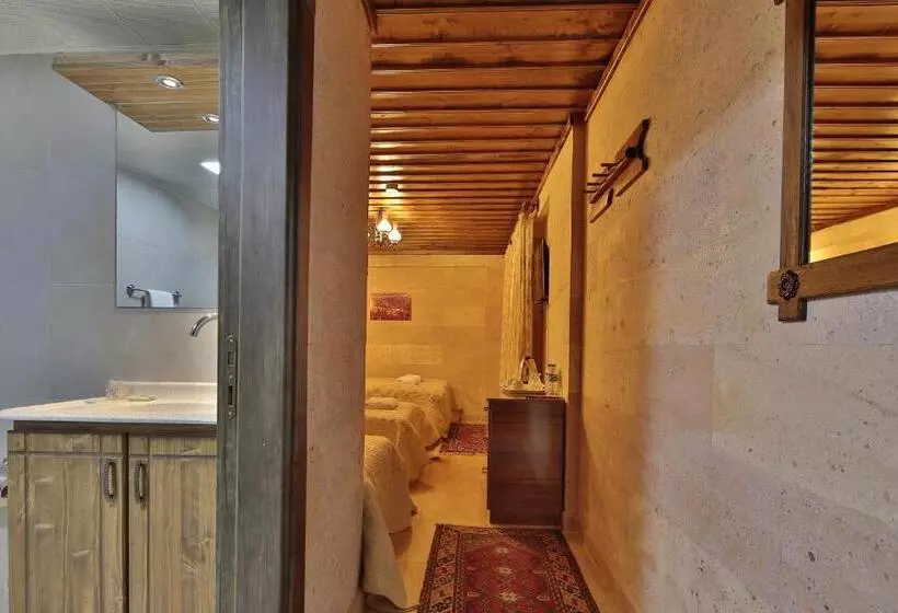 スタンダードトリプルルーム, Goreme Cave Rooms&spa