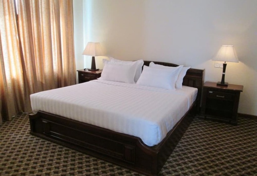 اتاق لوکس, Man Myanmar