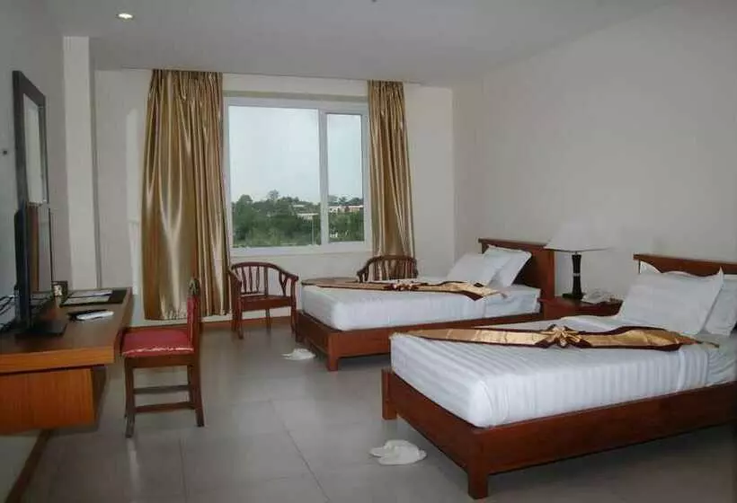 اتاق سوپریور, Man Myanmar