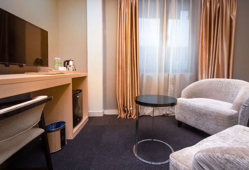 سوییت, Royce Hotel Kl Sentral