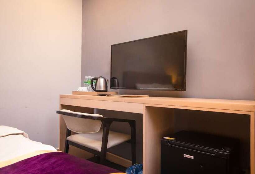 اتاق خانوادگی, Royce Hotel Kl Sentral