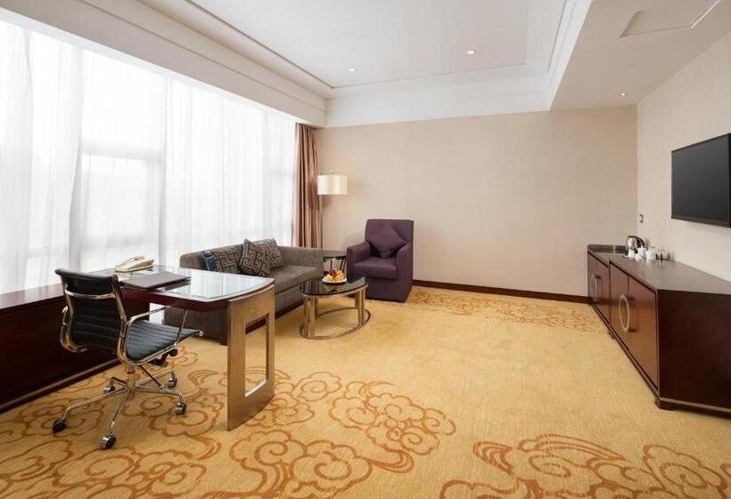 Deluxe Suite, Shenzhen Avant Garde