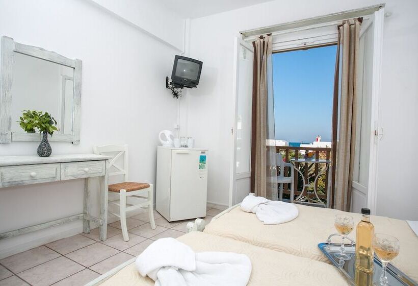 غرفة قياسية إطلالة جانبية علي البحر, Stella