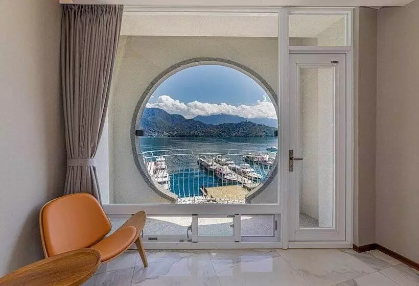 اتاق لوکس با چشم‌انداز دریاچه, Sun Moon Lake Apollo Resort
