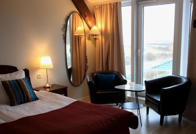 غرفة قياسية مطلّة علي البحر, Vejby Strand