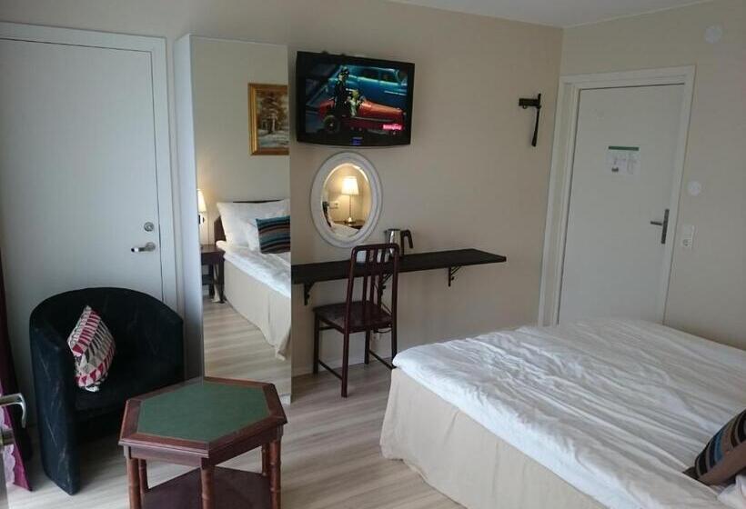 חדר משפחתי, Vejby Strand