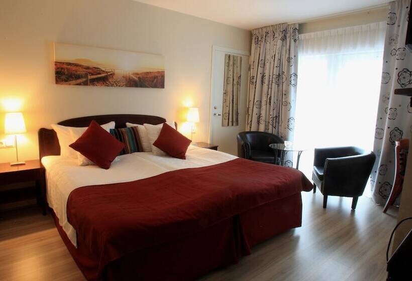 غرفة قياسية مطلّة علي البحر, Vejby Strand