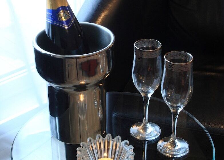 غرفة قياسية مزوَّدة بشُرفة, Vejby Strand