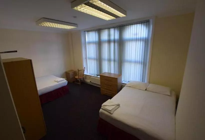 浴室共有スタンダード4人用ルーム, York