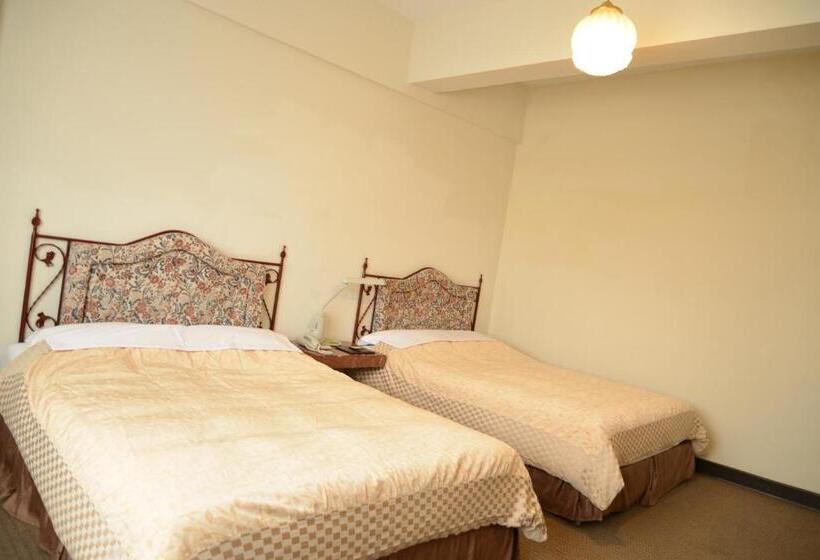 اتاق استاندارد چهار تخته, Kingship Hotel Kaohsiung Inter Continental