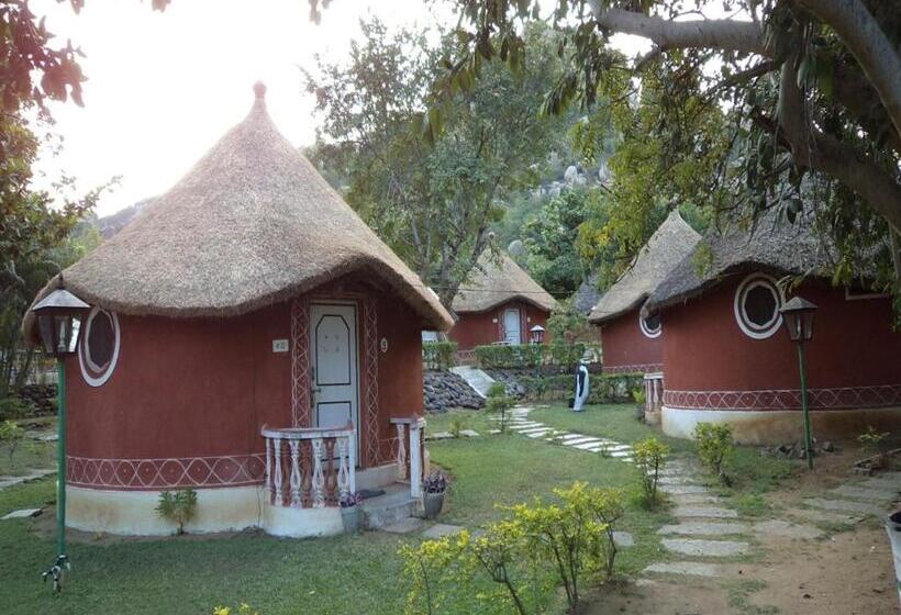 کابین, Kishkinda Heritage Resort