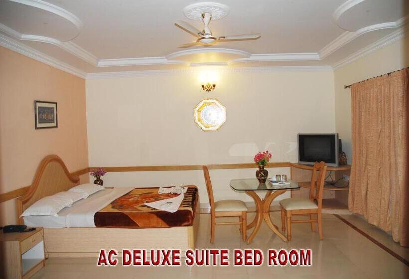 سوییت, Kishkinda Heritage Resort