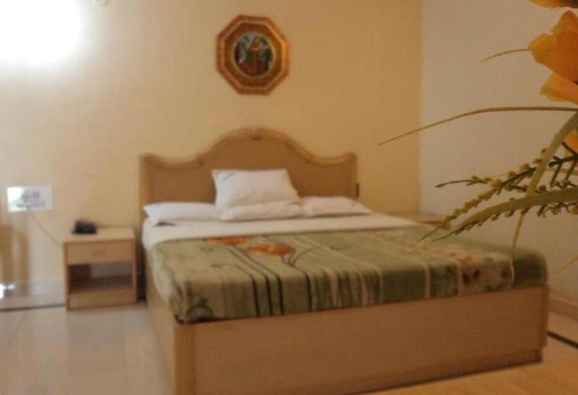 سوییت, Kishkinda Heritage Resort