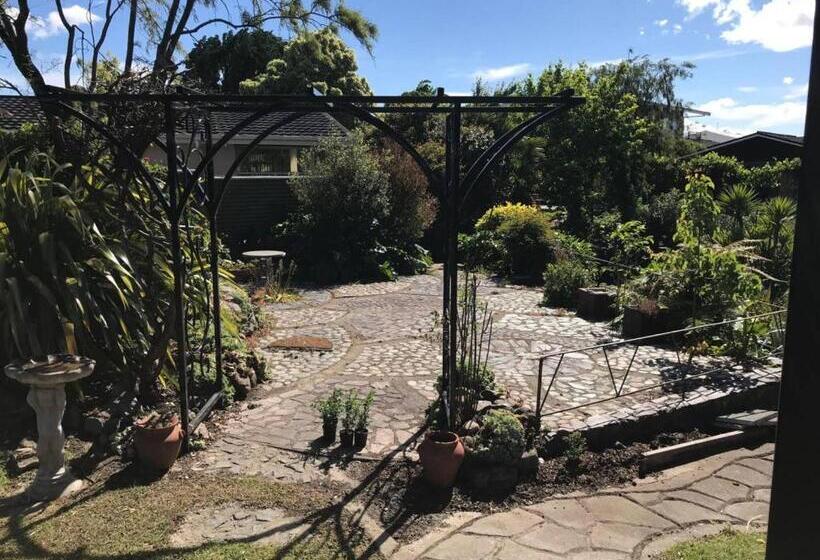 منزل 3 غرف نوم, Middle Park Motel