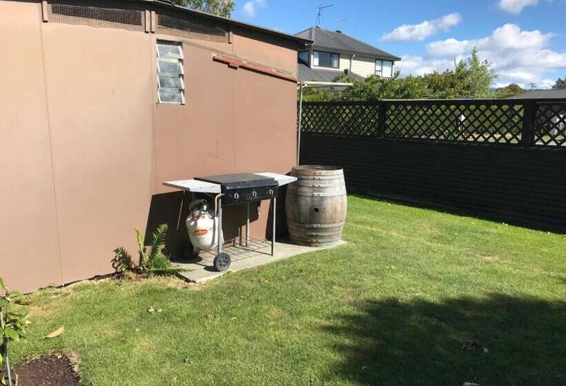 منزل 3 غرف نوم, Middle Park Motel