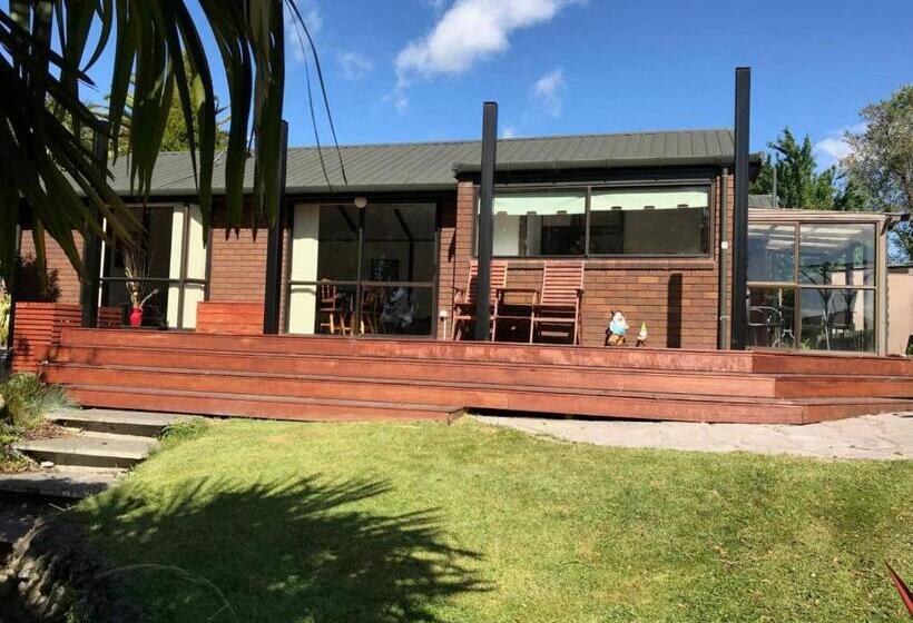 منزل 3 غرف نوم, Middle Park Motel