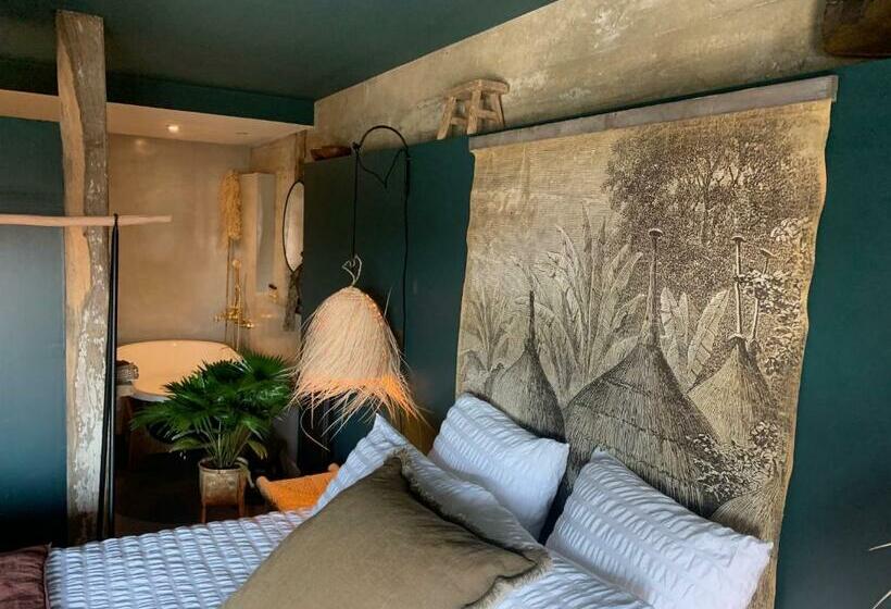 디럭스 룸, La Cambrousse